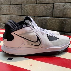 Kyrie 5 Low White Men’s